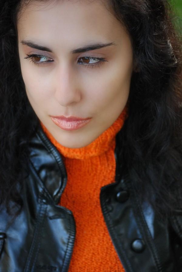 Female model photo shoot of daisy_martinez
