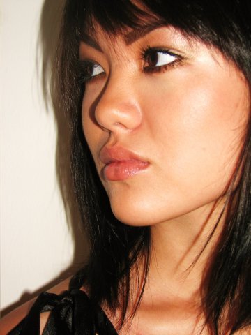 Female model photo shoot of Julia Tan