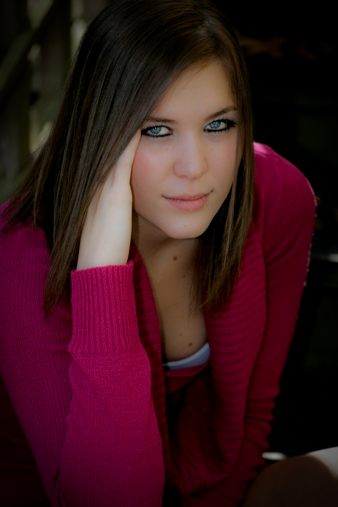 Female model photo shoot of Paige Miner
