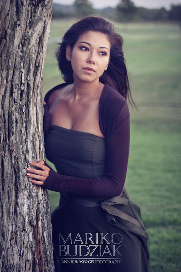 Female model photo shoot of Mariko Budziak by Ronnie Rosero