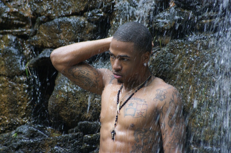Male model photo shoot of Lavell B