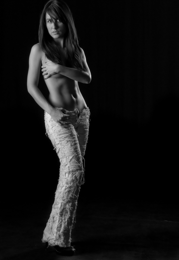 Female model photo shoot of Cherilien by Rick DeNooy