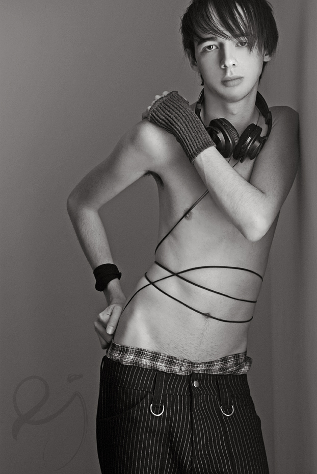 Male model photo shoot of Joshua Bennett by ethan james photography