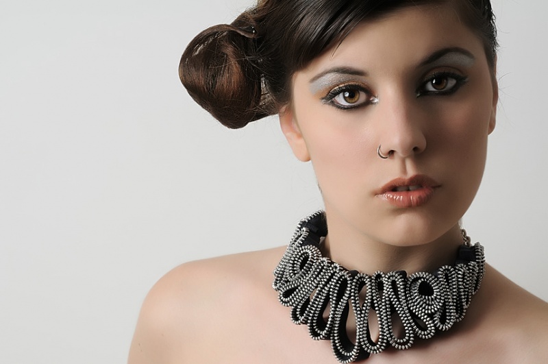 Female model photo shoot of Laura BrokenDoll by androxstudio in Modena, makeup by Noein Make Up