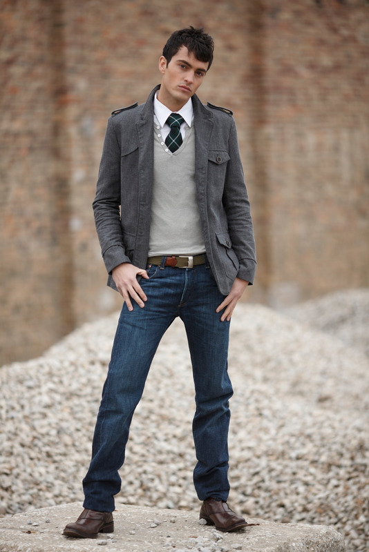 Male model photo shoot of Troy Mark by John CVBN