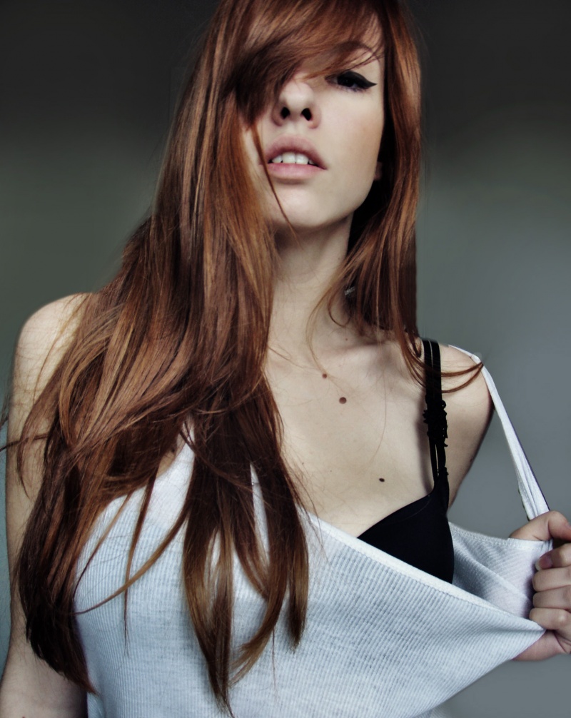 Female model photo shoot of Daria Emily