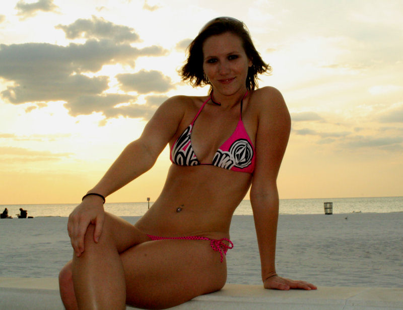 Female model photo shoot of Ashley Beardsall in Clearwater Florida