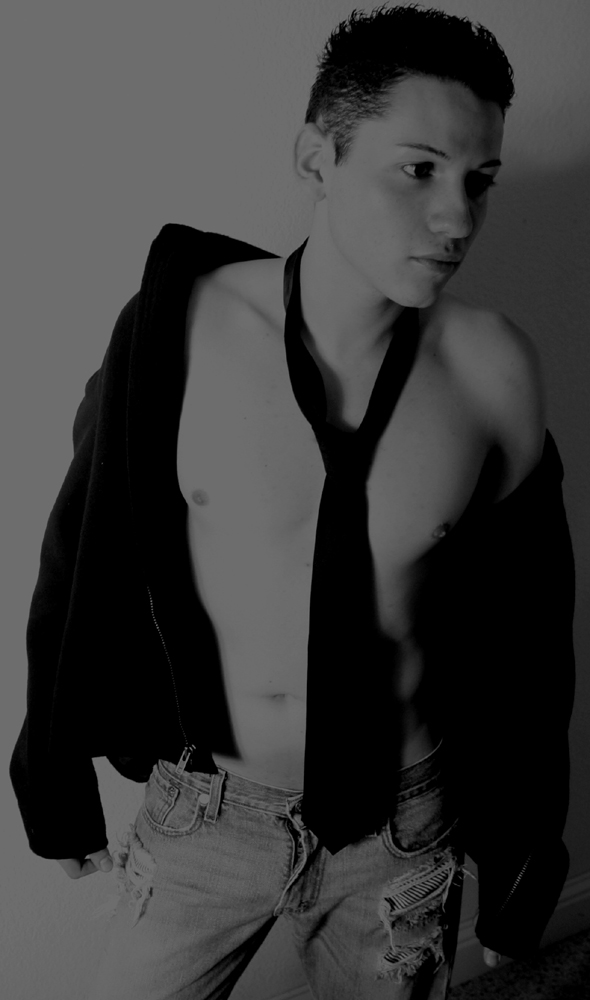 Male model photo shoot of Carlos Perez530