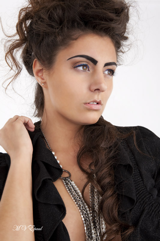 Female model photo shoot of shauna noelle in springfield, makeup by LizW_Makeup