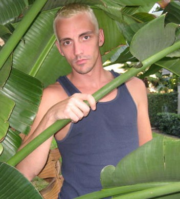 Male model photo shoot of Hi my name is Derek in Orlando, Fl
