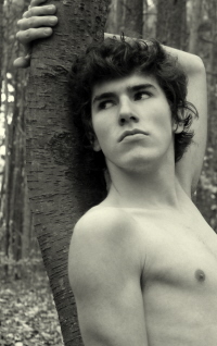 Male model photo shoot of Patricio Marquis