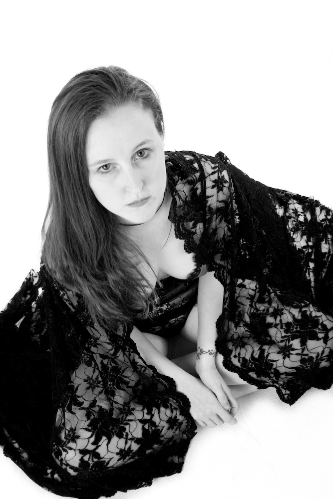 Female model photo shoot of Lillian Nicole by Casey Jones Photography