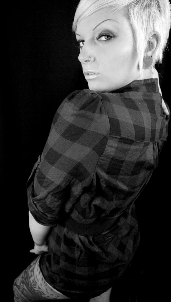Female model photo shoot of Alley Bangarang by GloFoto Photography in Norfolk, VA