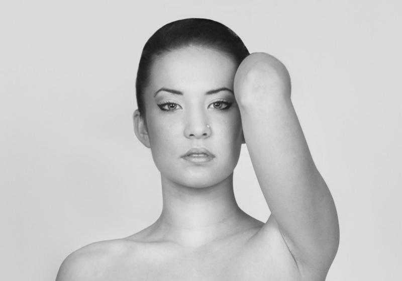 Female model photo shoot of Sophia Bebyck