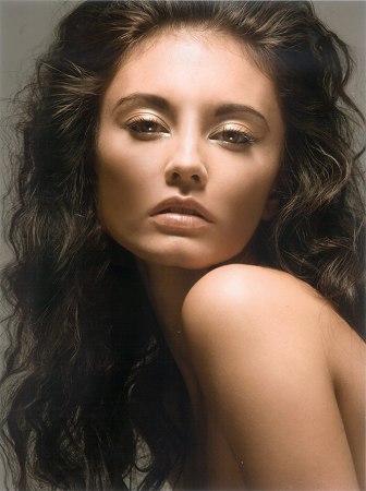Female model photo shoot of Natasha Beardmore