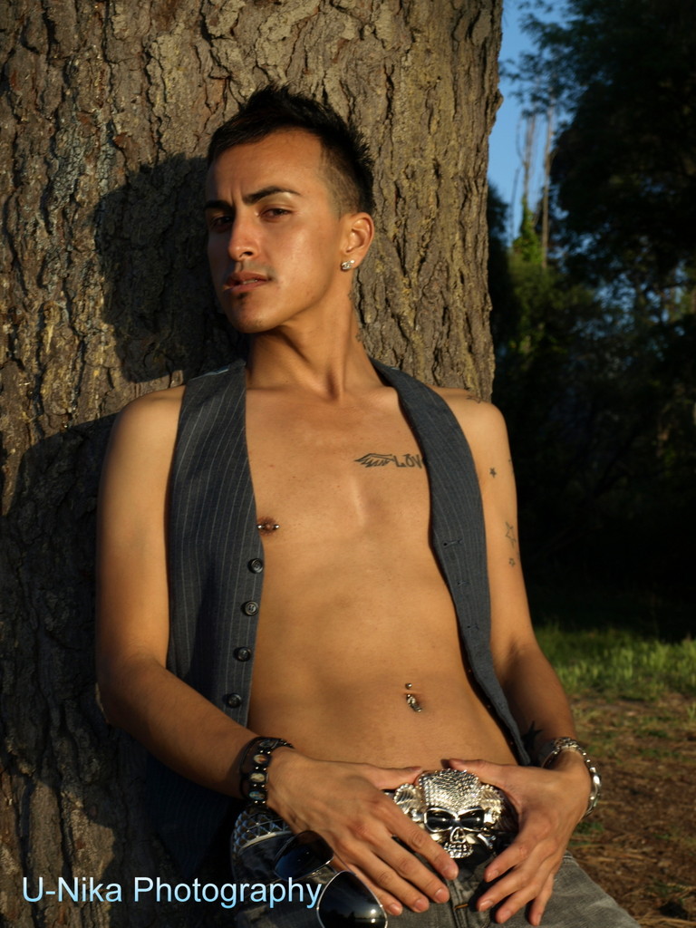 Male model photo shoot of CISCO MARTINEZ in OAKLAND, CA