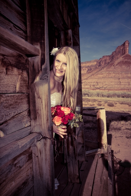 Female model photo shoot of Joanna Janina by niceandsimple in Gateway, Colorado