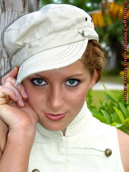 Female model photo shoot of Ariel Marisa