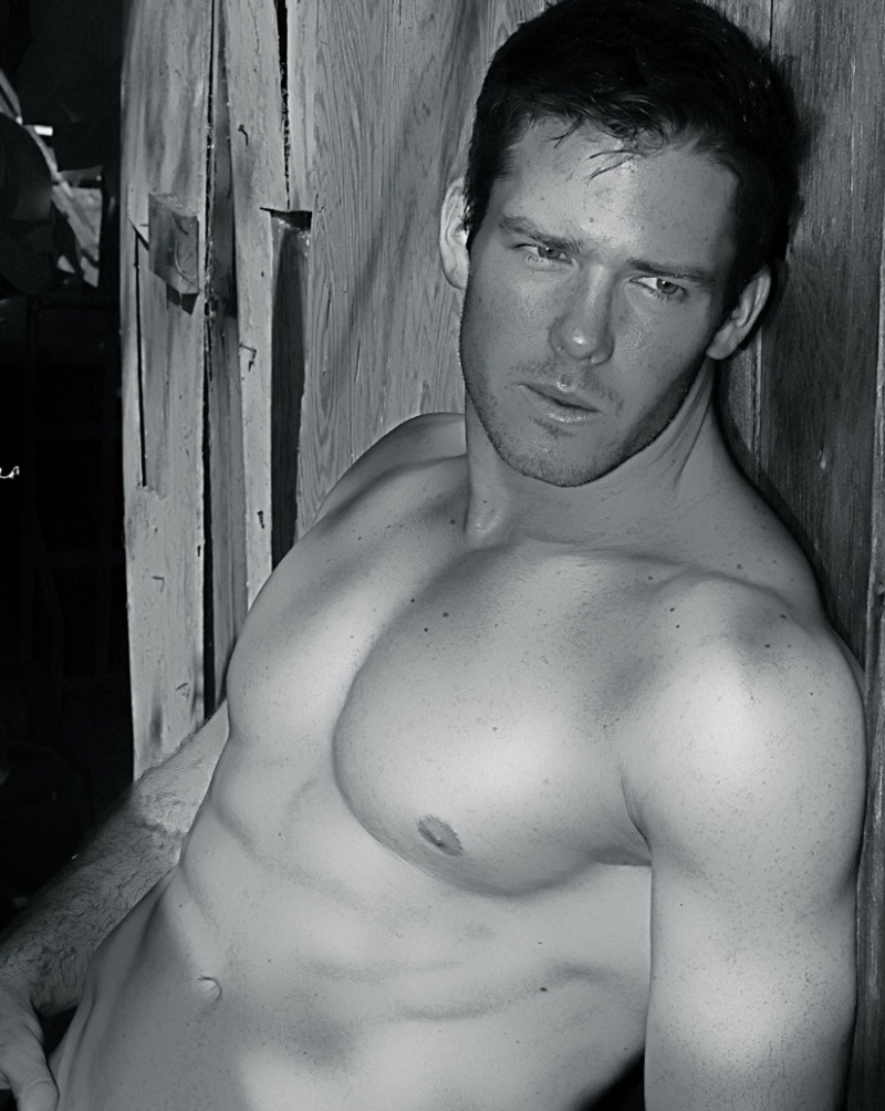 Male model photo shoot of Andrew Garrett Johnson