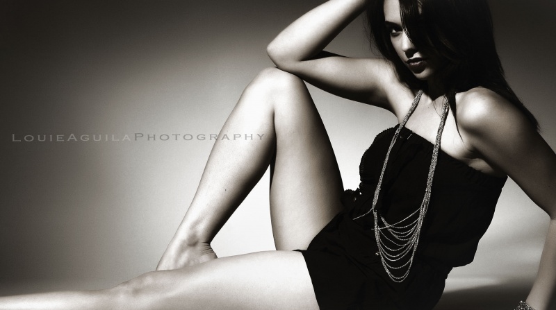 Female model photo shoot of Erin Ackermann