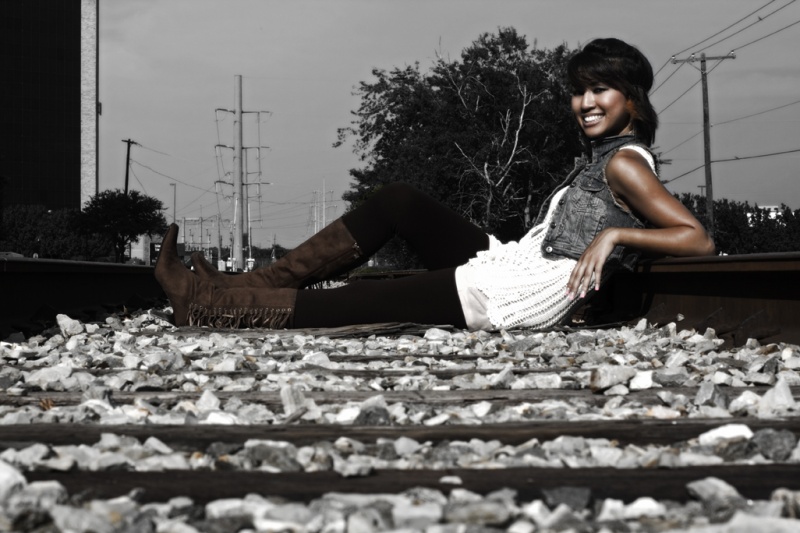 Female model photo shoot of Phuong Tran in Addison TX