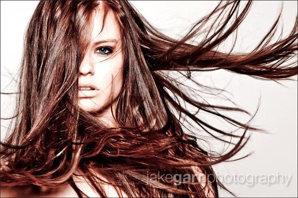 Female model photo shoot of Anastasia Roxy