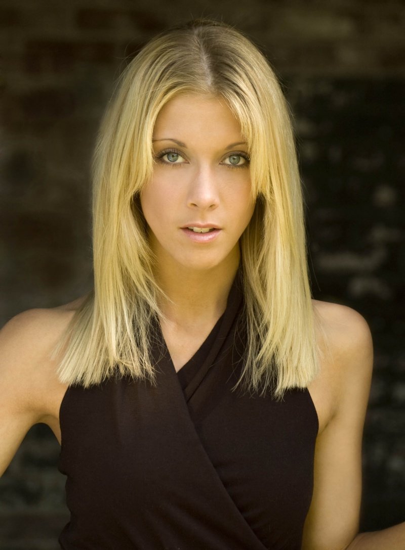 Female model photo shoot of Heather Lynn Briggs