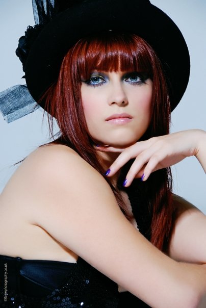 Female model photo shoot of Aimee Singer