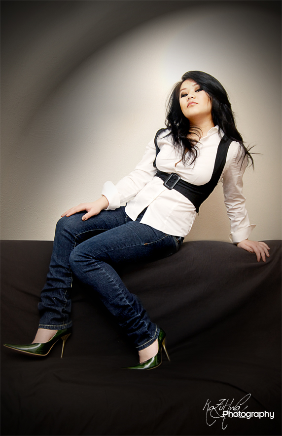 Female model photo shoot of Kazuhwa