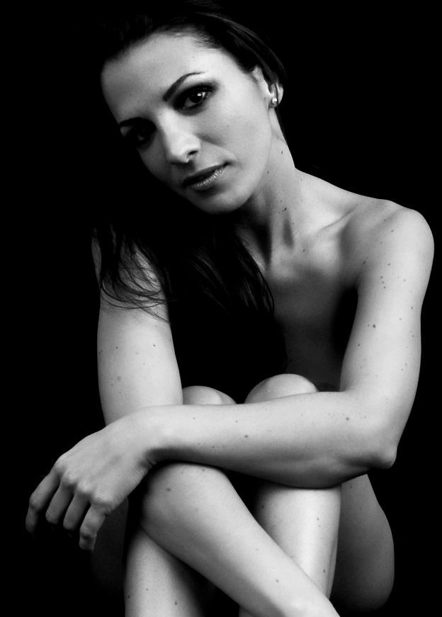 Female model photo shoot of Mariajo