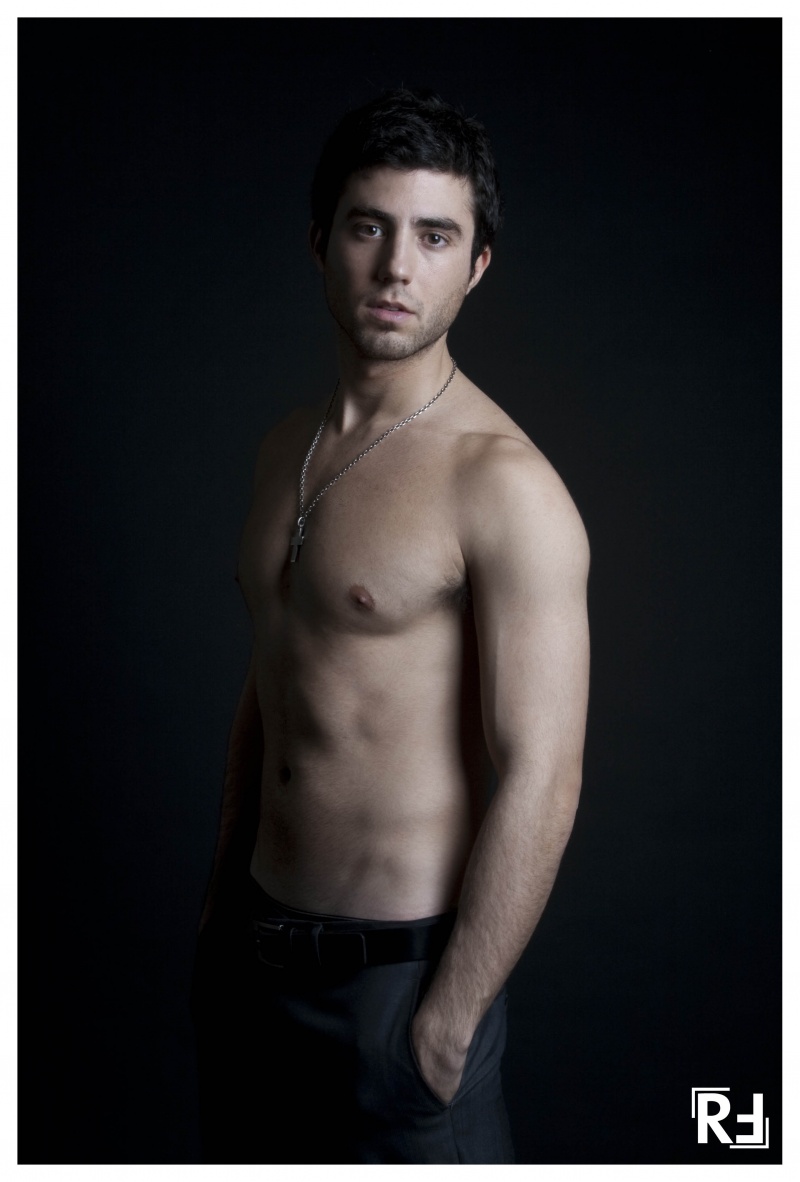 Male model photo shoot of Rafael Rios Fotografia