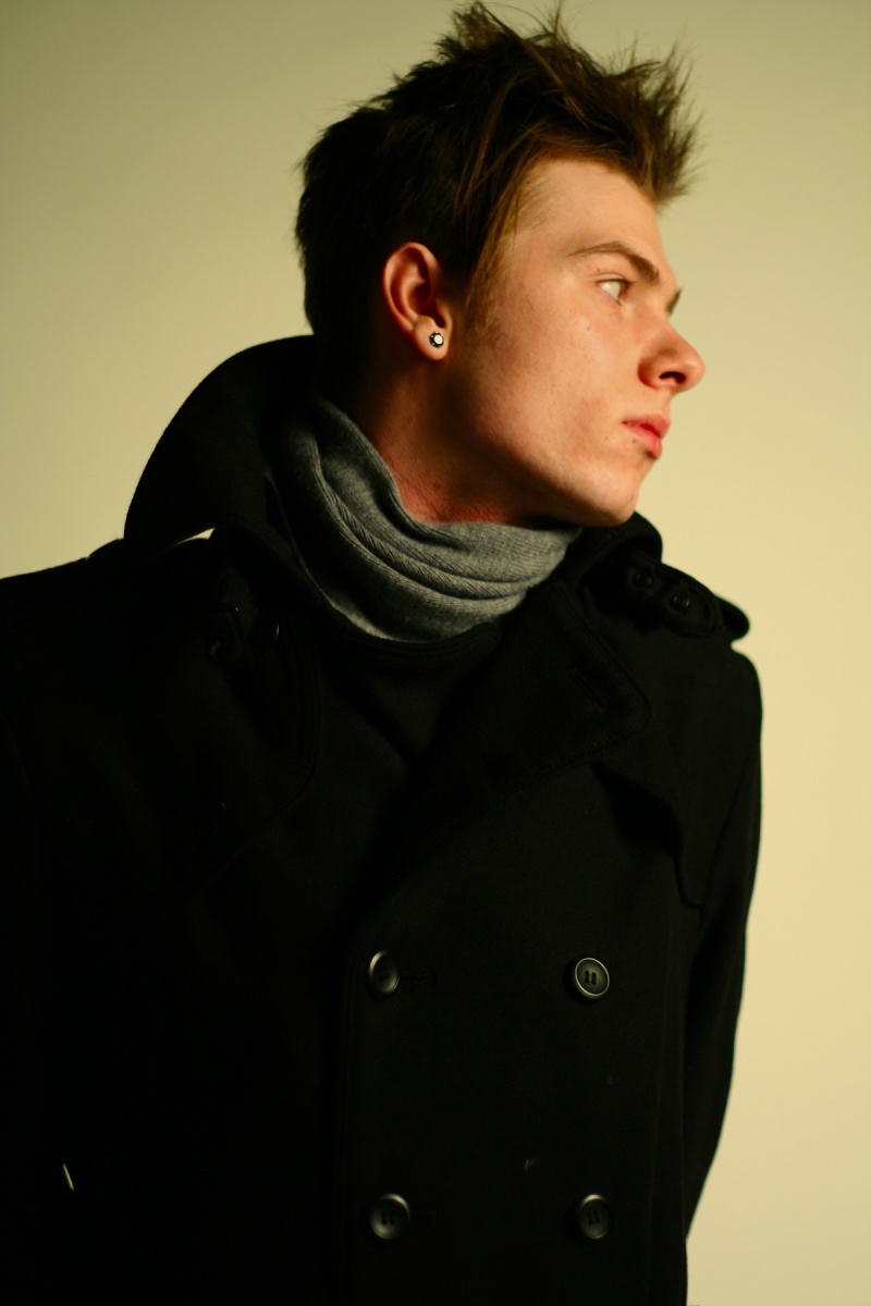 Male model photo shoot of Roman Kov