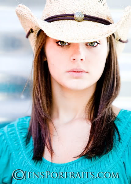 Female model photo shoot of LindsaySue