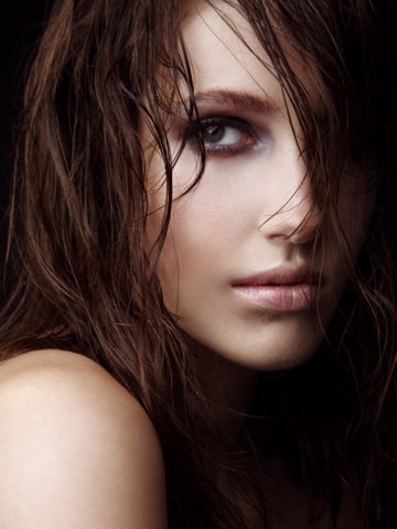 Female model photo shoot of Samantha Denovan