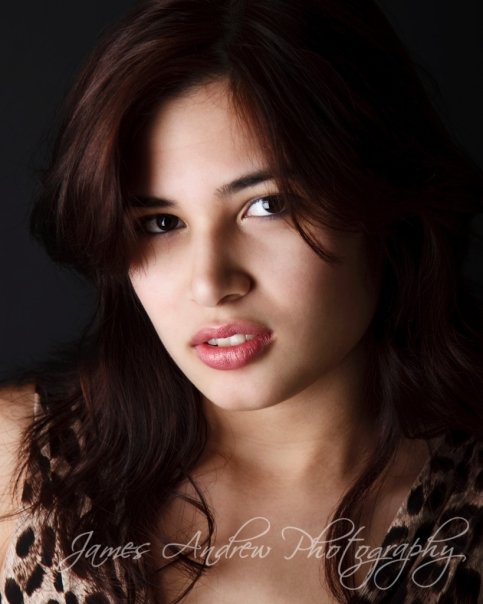 Female model photo shoot of Andrei Diane