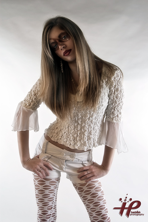 Female model photo shoot of Victoria Murray by H E R B L I S H