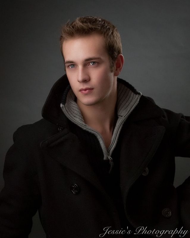 Male model photo shoot of jessies photography and Maxwell Freudenthal