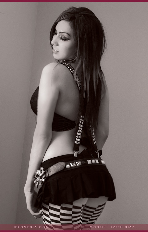 Female model photo shoot of Iveth Diaz Model in Houston tx