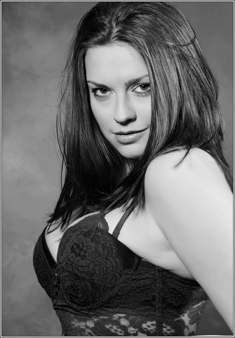 Female model photo shoot of Nikki anne McCluskey by IMS FotoGrafix in Victoria