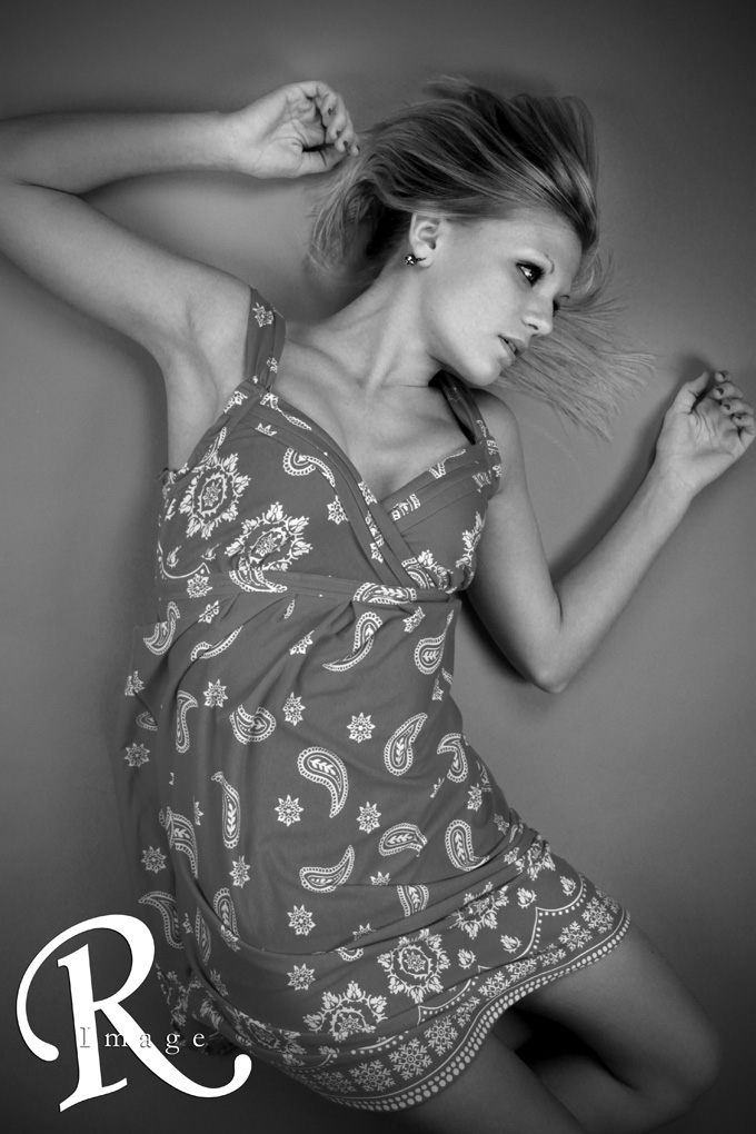 Female model photo shoot of Hayley Ash