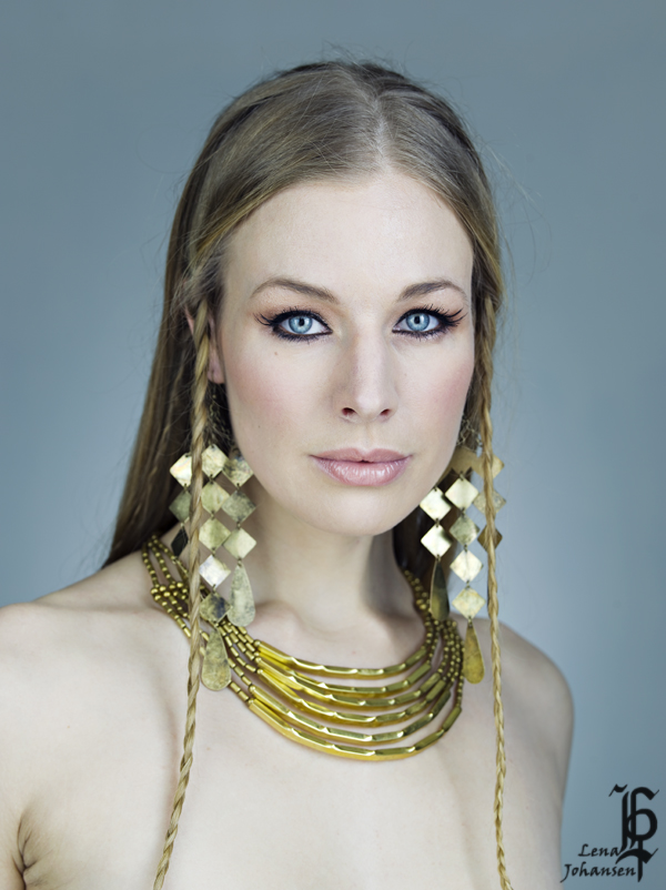 Female model photo shoot of Lena Johansen in Oslo