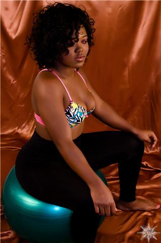 Female model photo shoot of Memi Yevette by Heavy Mental Images