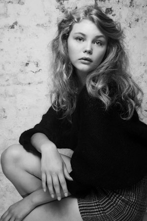 Female model photo shoot of Amanda Joleen