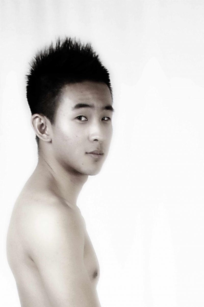 Male model photo shoot of Stephen Yuan