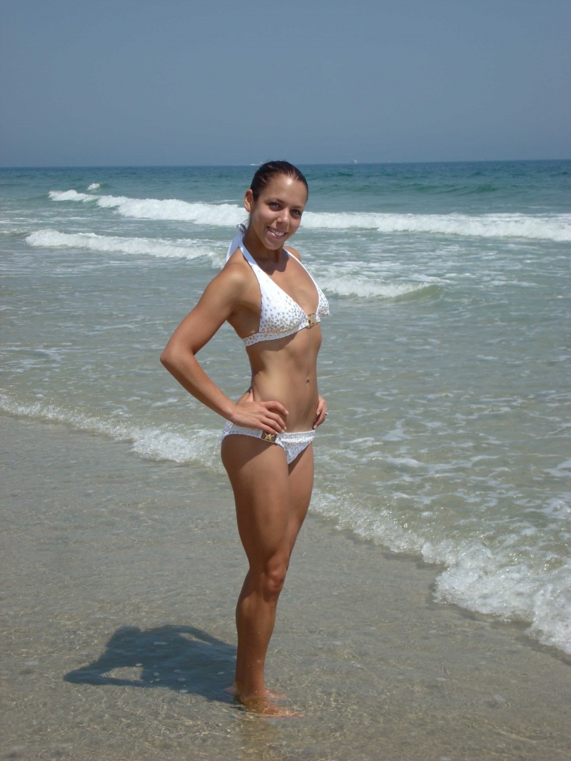 Female model photo shoot of Erin Silvering Grey in Jones Beach, Wantagh, NY