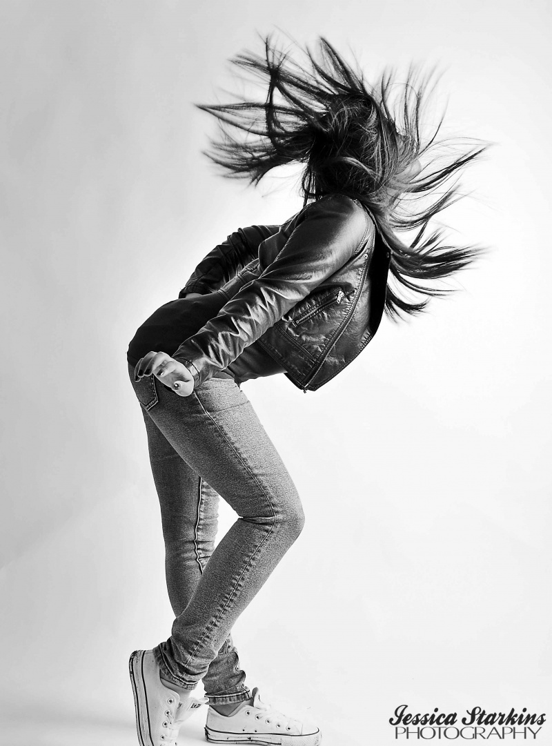 Female model photo shoot of Jessica Starkins