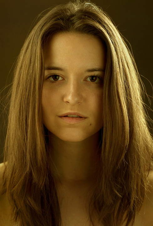 Female model photo shoot of Liz Marsh by Joel Aron Photography in Larkspur, CA