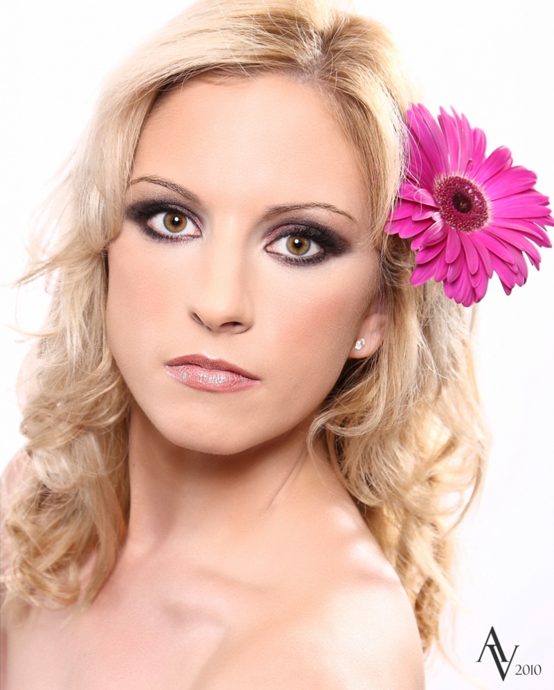 Female model photo shoot of Kristy Lynn - KiKi by Attollo-Validus, makeup by BrittanieC
