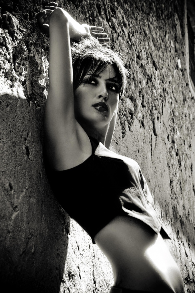 Female model photo shoot of Anna Benedetto in Monteggiori