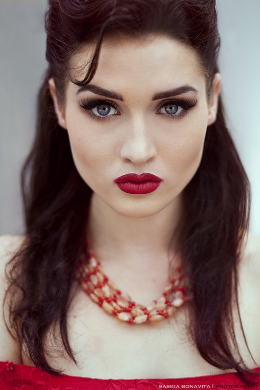 Female model photo shoot of Saskia Bonavita in Germany